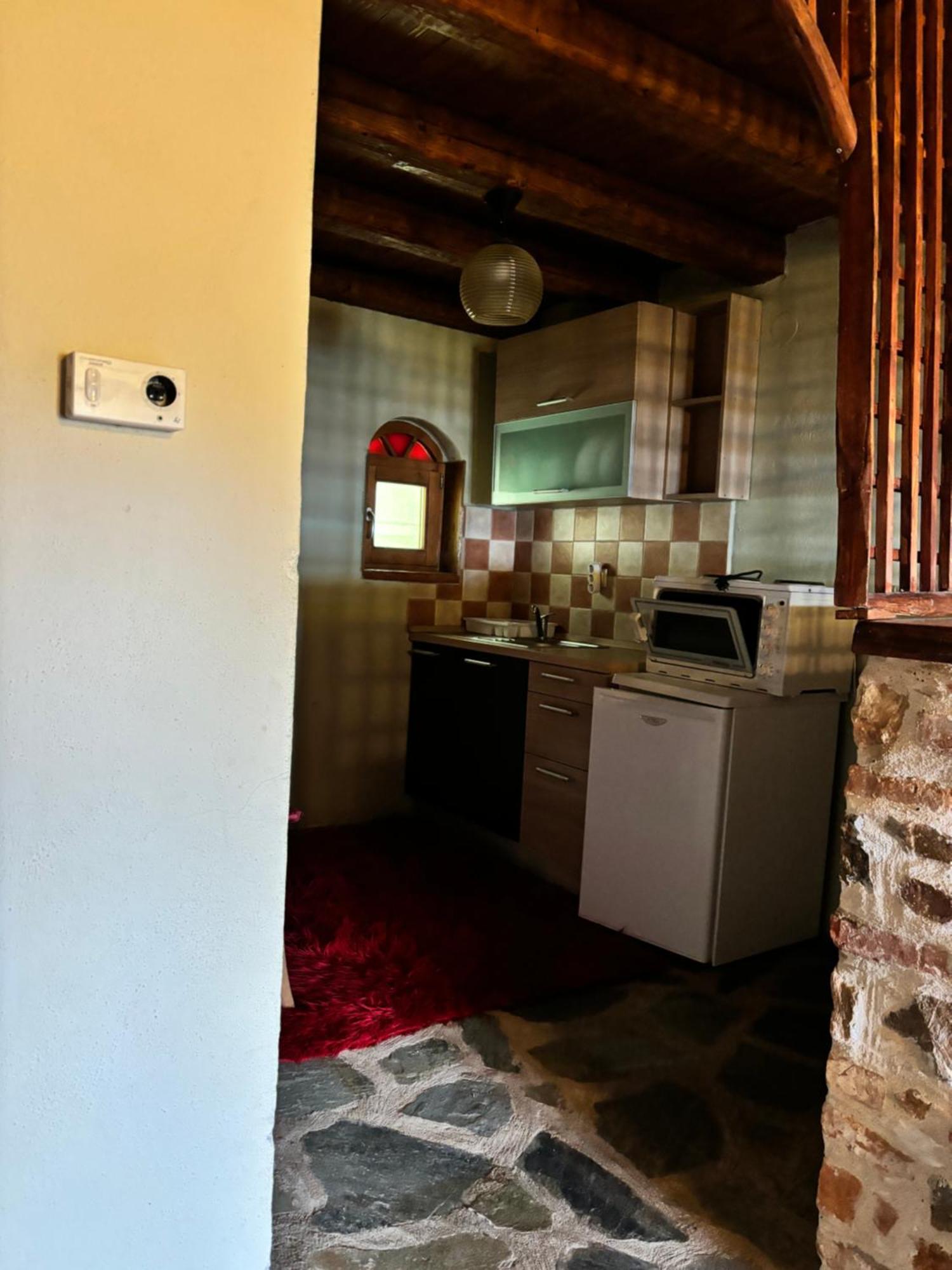Iaspis Guesthouse Sidhirokhorion Экстерьер фото